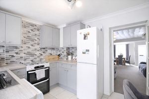 Kitchen- click for photo gallery